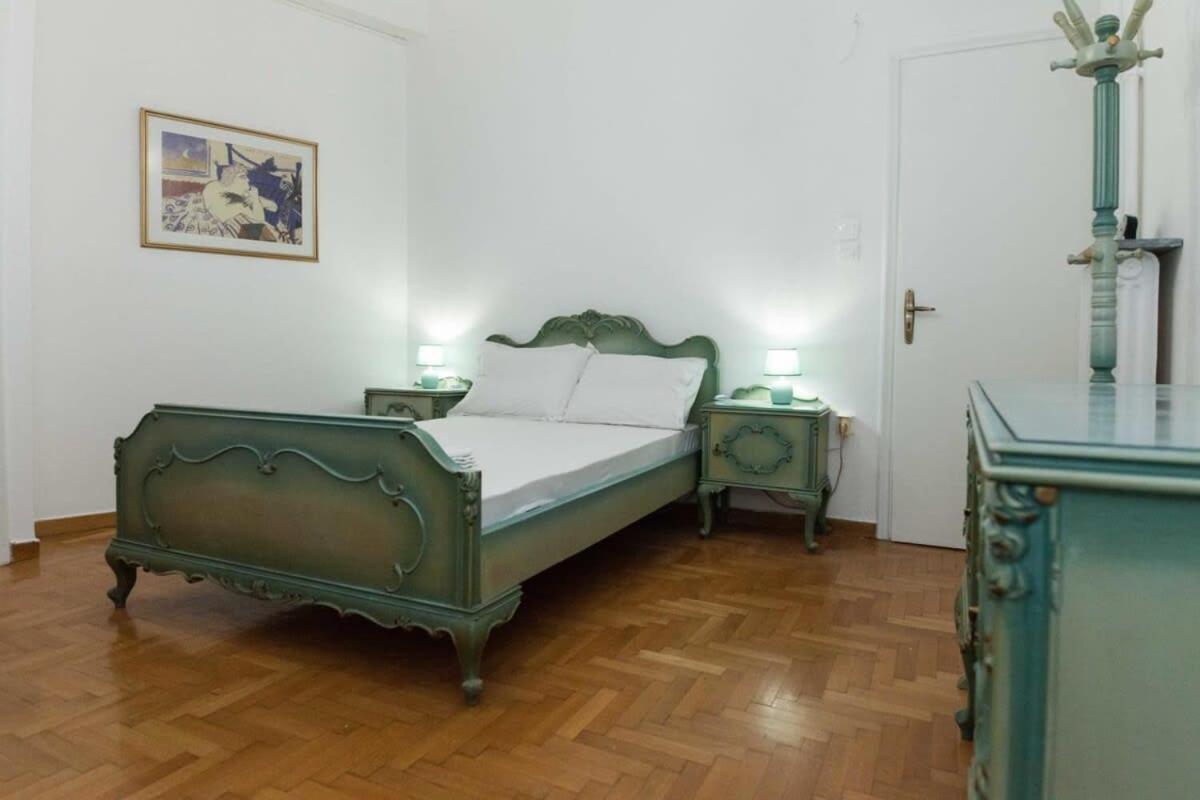 Charming Vintage 2Br Apartment With Balcony In Koukaki Αθήνα Εξωτερικό φωτογραφία